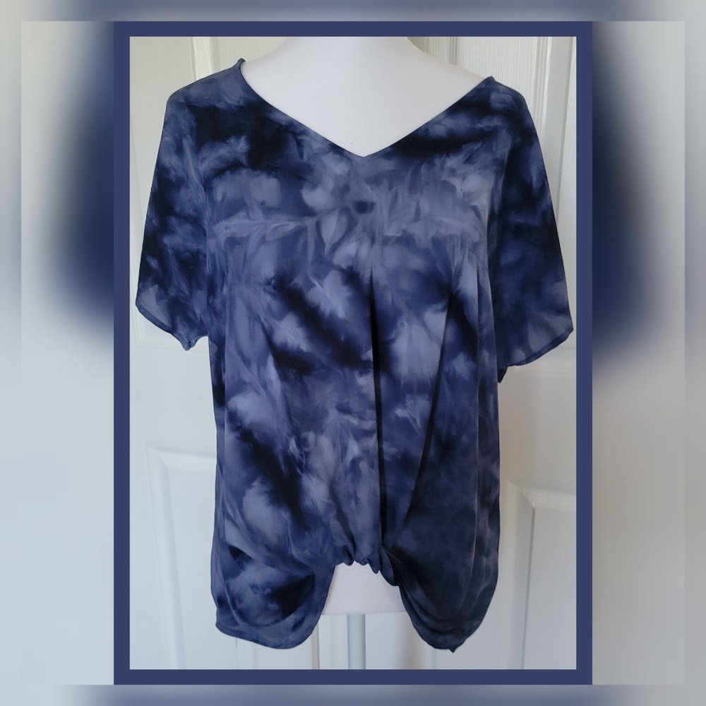 West Kei blouse discounted shipping